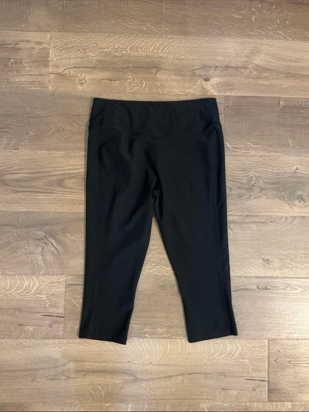 Nike Dri-Fit black capri Leggings, L